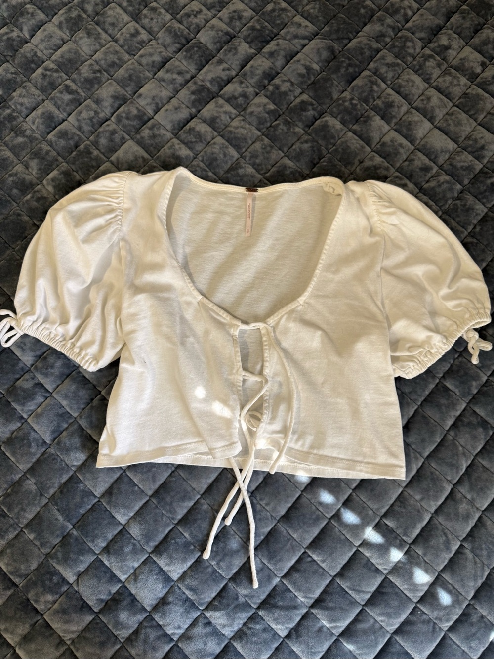 Puff sleeve crop top